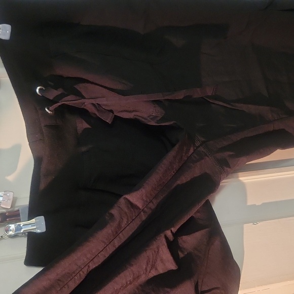 Cargo Capris - Light Weight - Picture 5 of 9